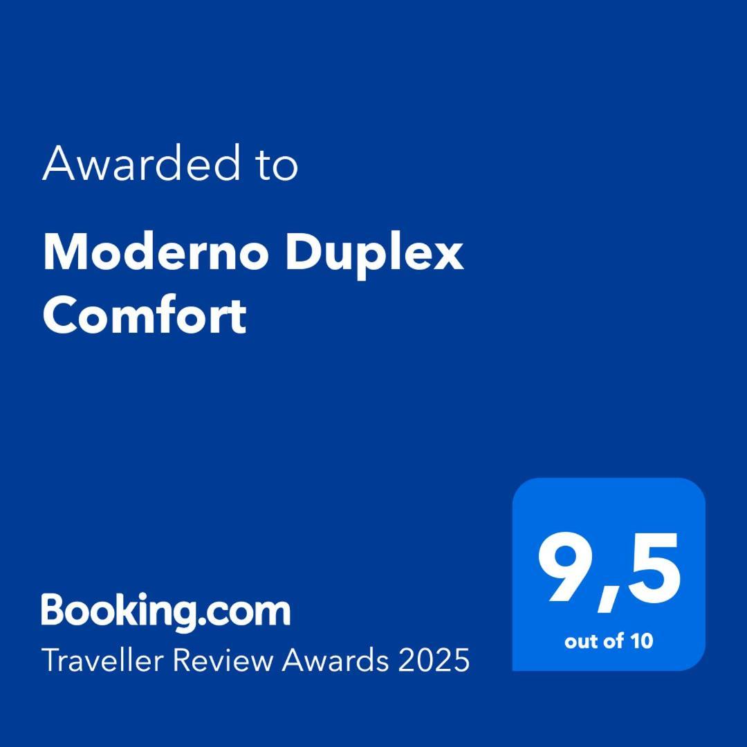 Moderno Duplex Comfort Roses Luaran gambar
